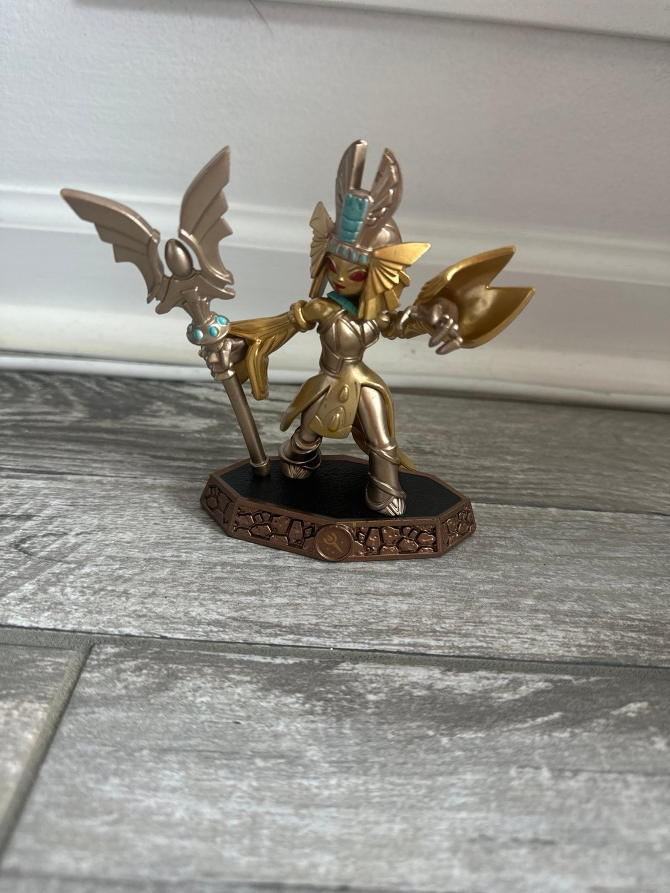 Golden Queen Skylander