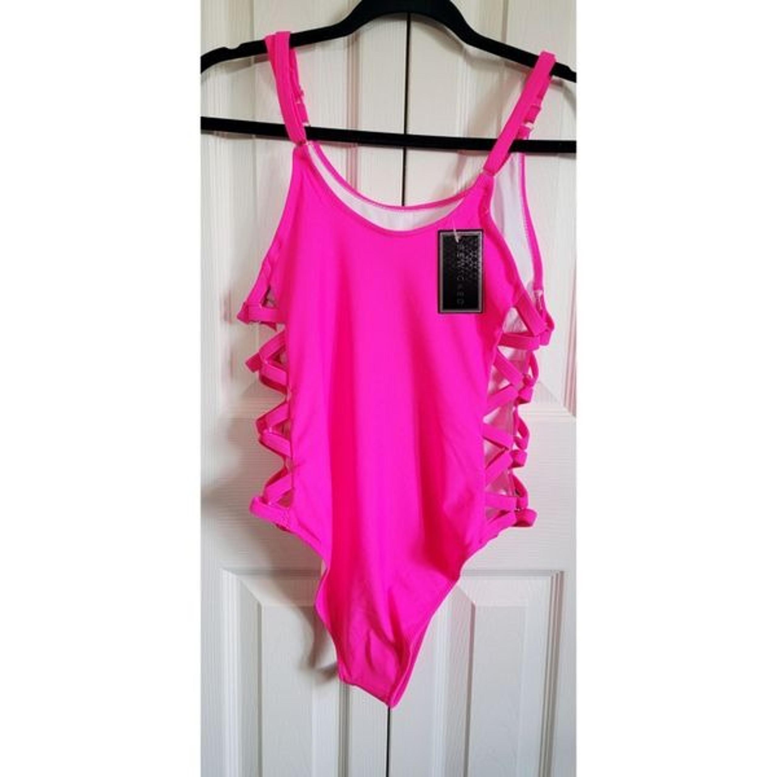 BeWicked S Swimsuit Hot Pink Sexy Bathing Suit Swim Cut Out Sides Size Small NWT