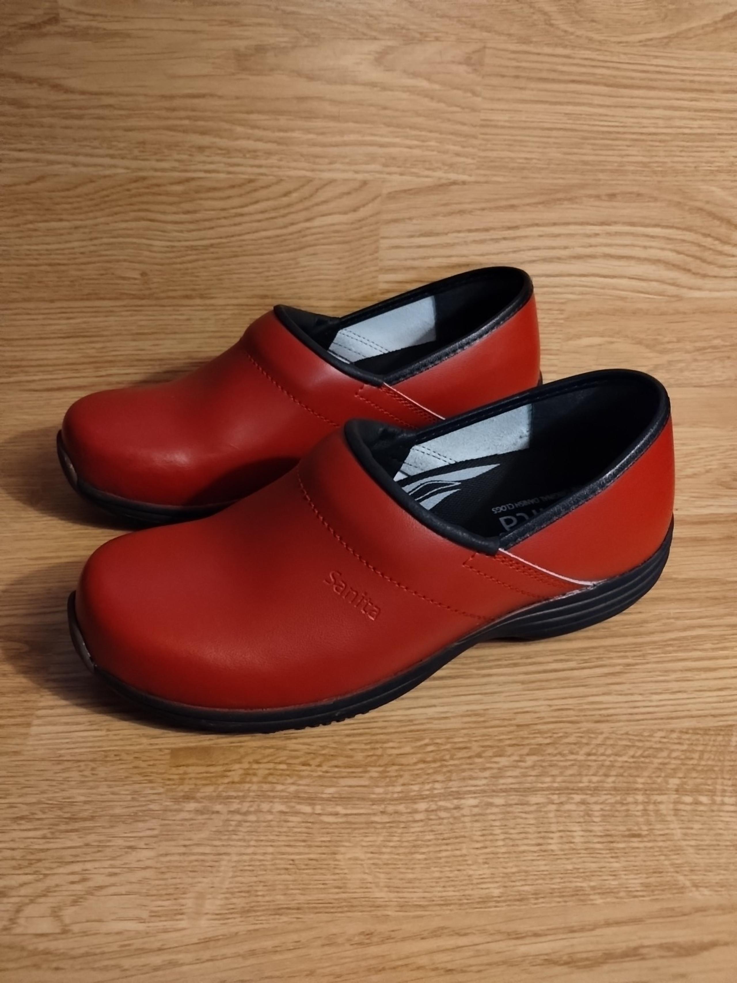 Sanita The Original Danish Leather Clogs Womens EU 36 US 5.5-6 Red Slip On Shoes