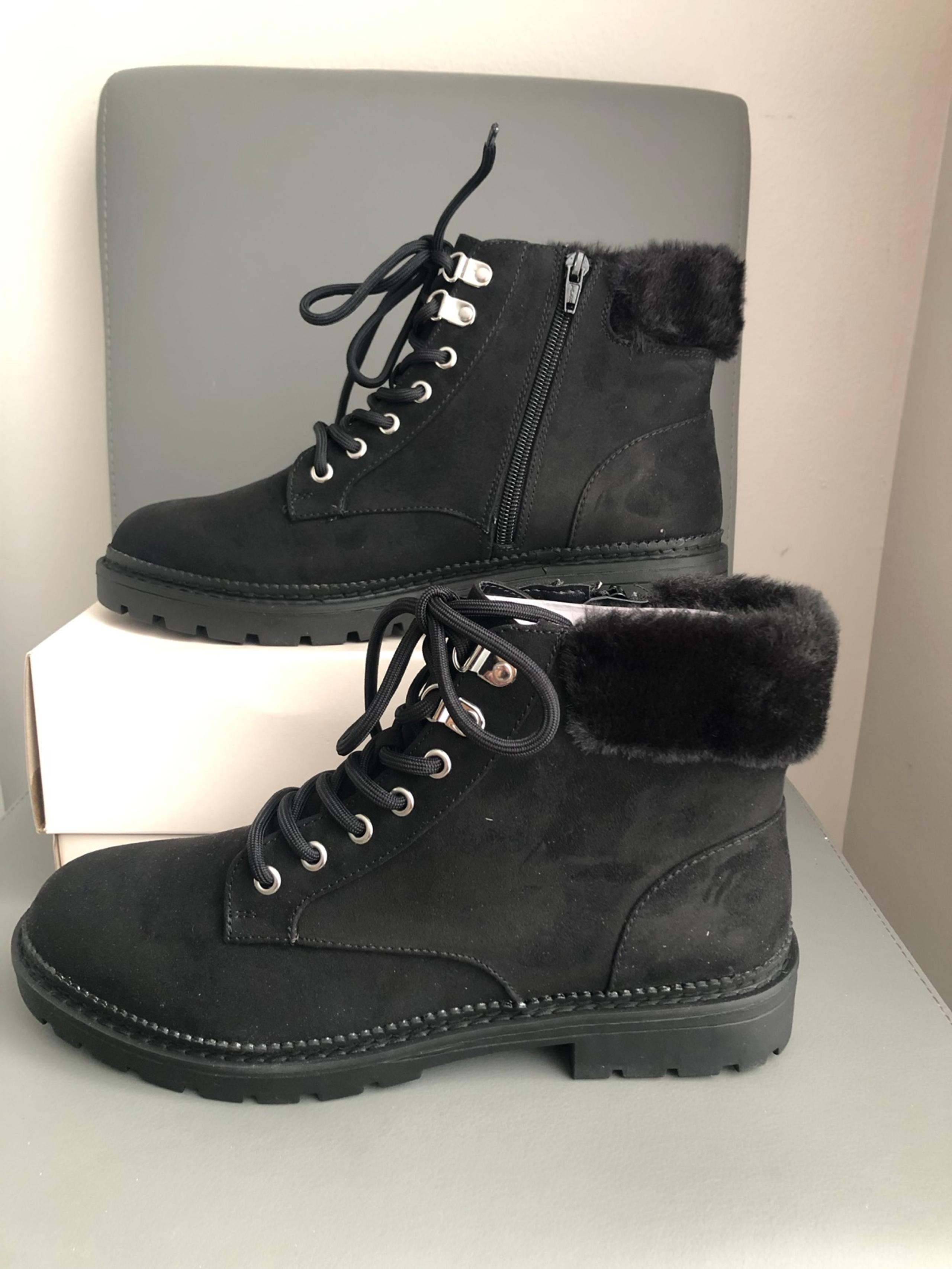 LC Lauren Conrad Faux Fur Ankle Boots Black Size 10