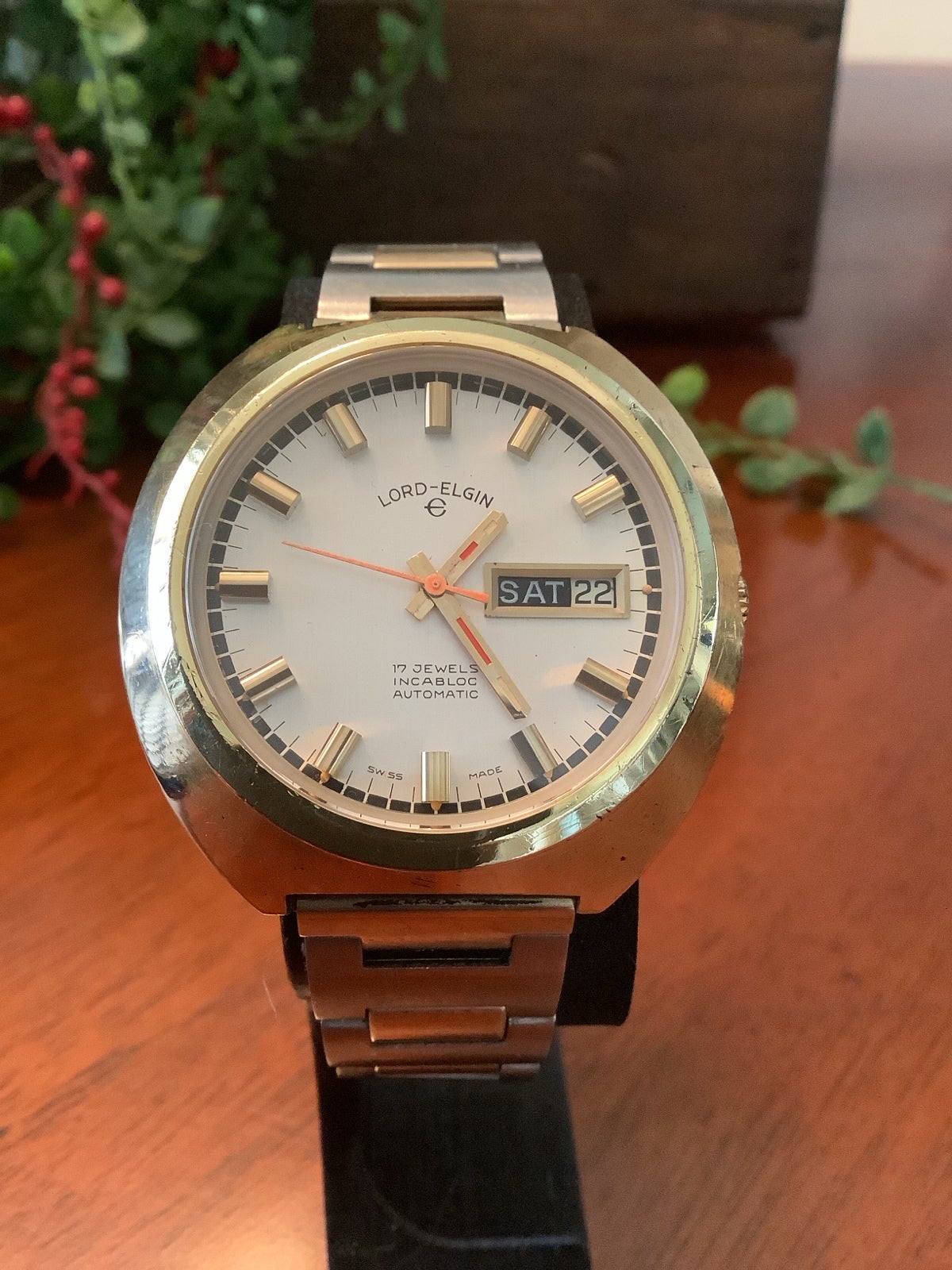 Mens watch