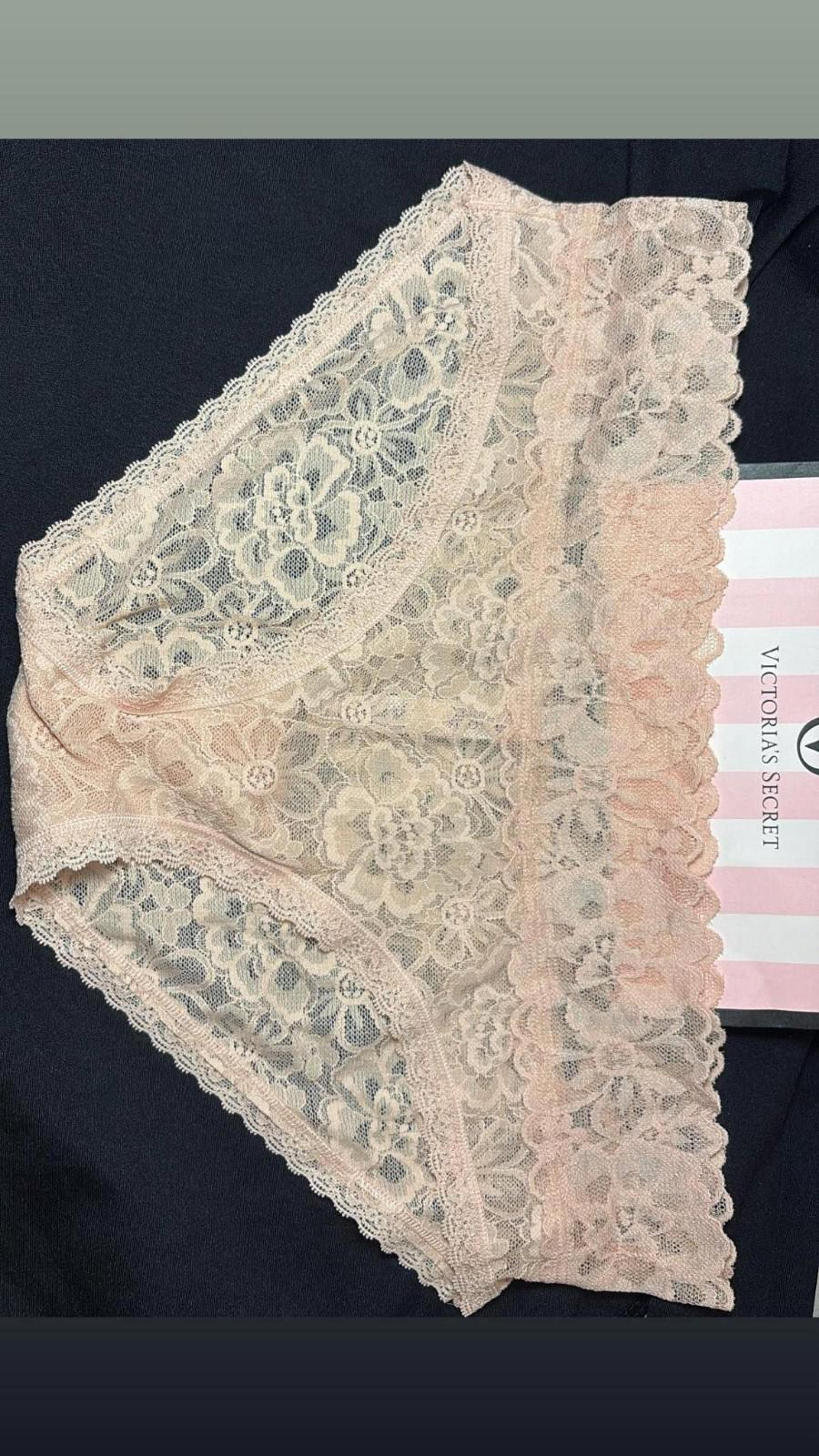 Victoria's Secret Women's Pink Lace Hiphugger Panties Smooth Silky NWOT