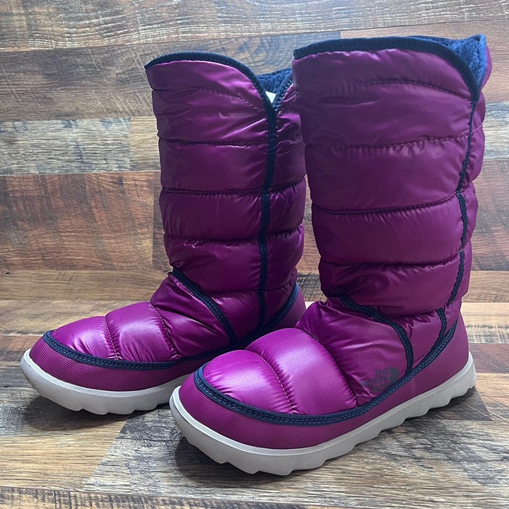 The North Face Women's Amore II Radiance Purple Boots Size 10