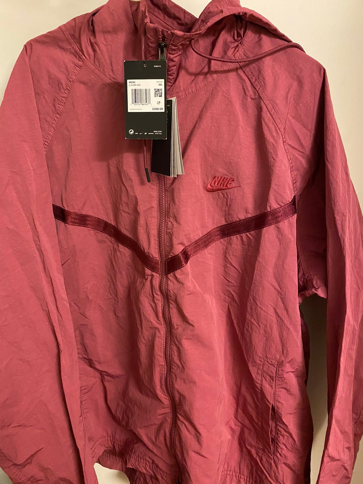 NEW Men 2XLNike Windrunner Jacket Winter