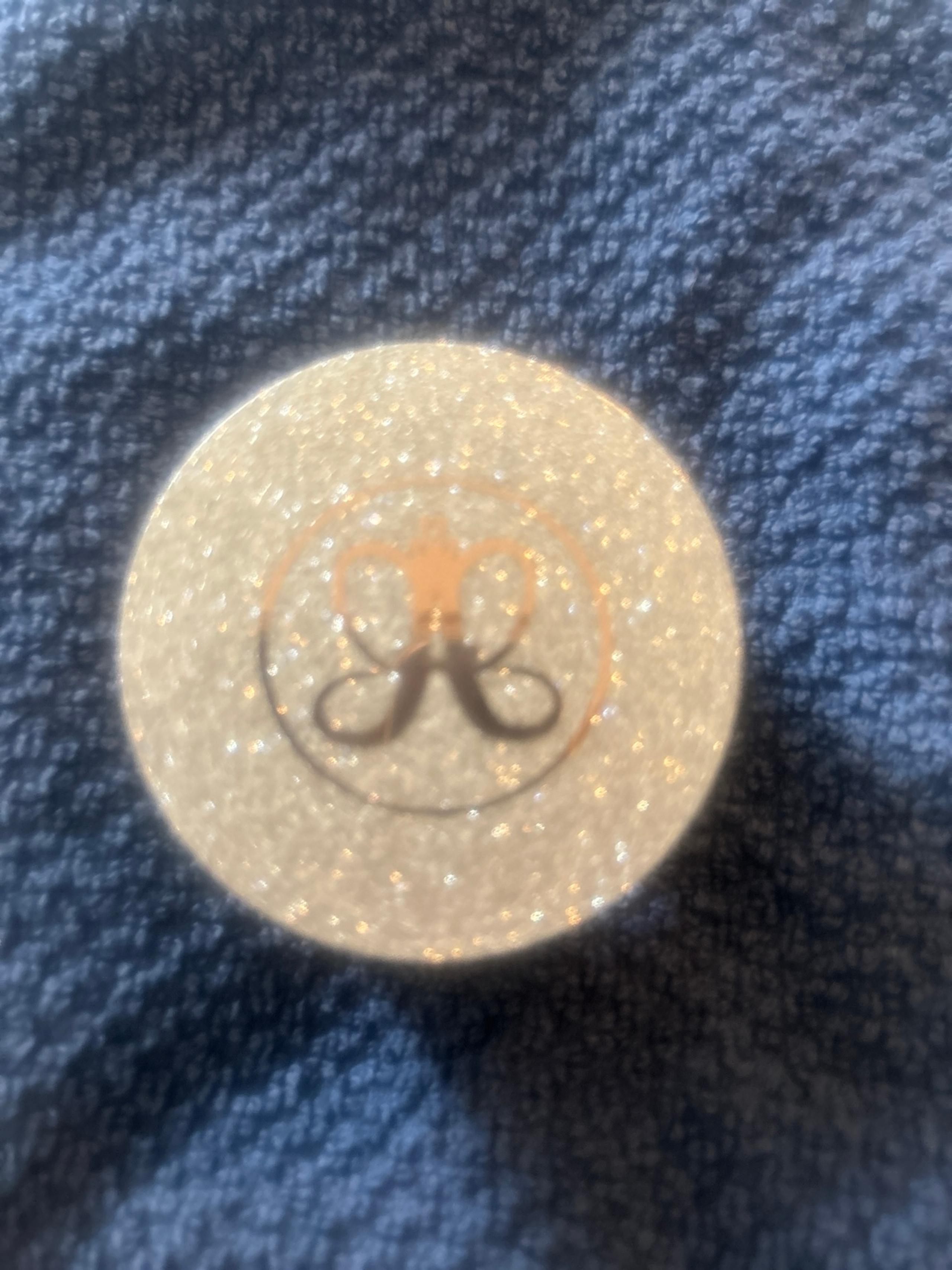 Anastasia Beverly Hills loose highlighter in Snowflake