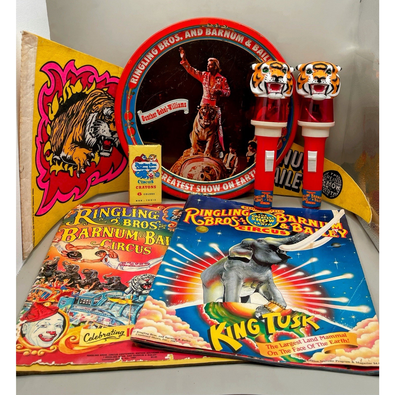 Lot of 7 Vintage 1980s Ringling Brothers Barnum & Bailey Circus Souvenirs