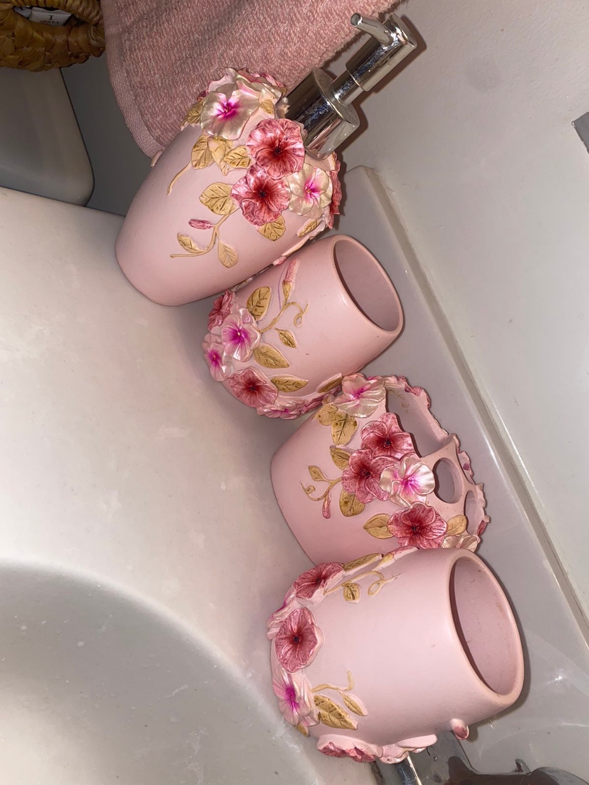 Pink floral soap dispenser set