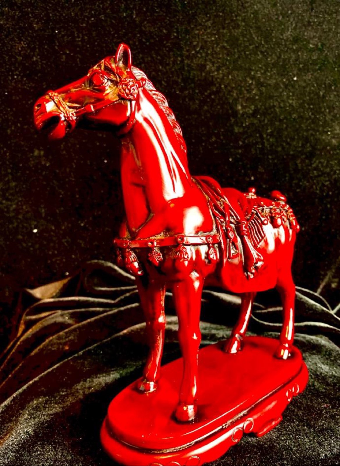 Beautiful heavy sculpture Horse