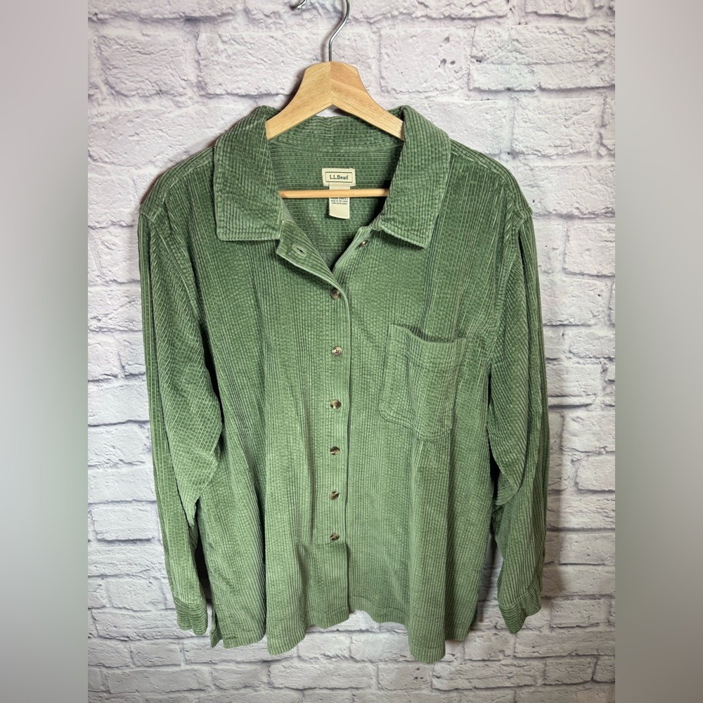 Vintage 90's L.L. Bean Oversized Green Corduroy Button Up Shirt Jacket size XL