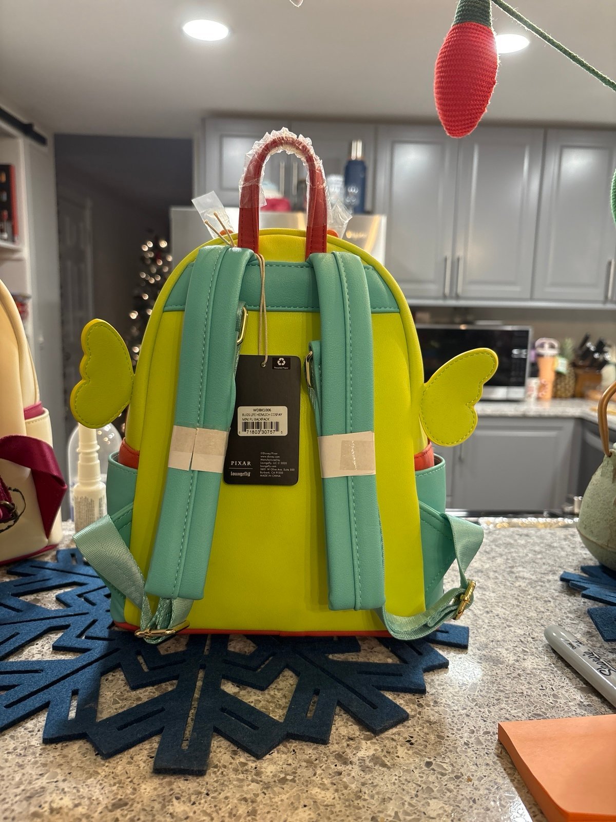 heimlich loungefly