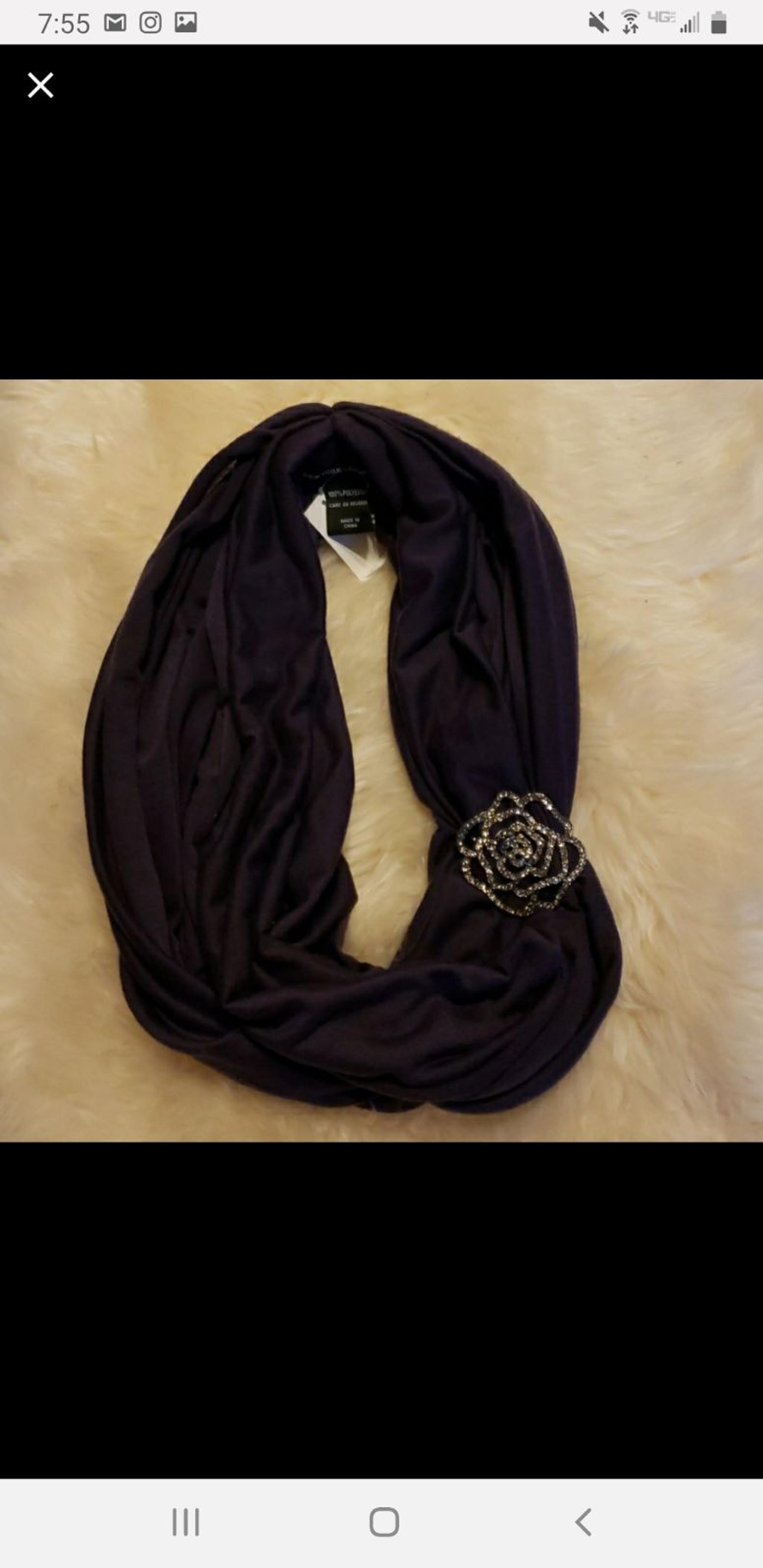NWT New York and Company Infinity Scarf