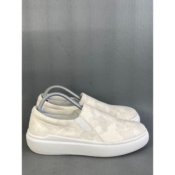 Trask Lorene Perf White Camo Slip on Sneaker shoe womens size 9