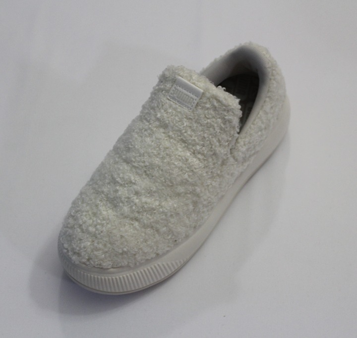 PUMA WHITE SUEDE MAYU TEDDY SLIP ON SNEAKER US 9/ EUR40/ UK6.5