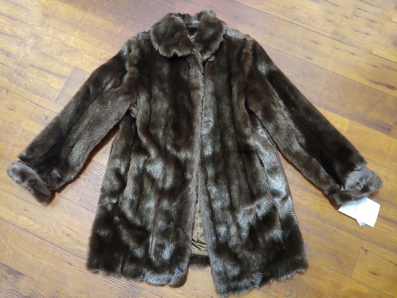 Women's Dennis Basso Faux Fur Coat New with Tags Medium