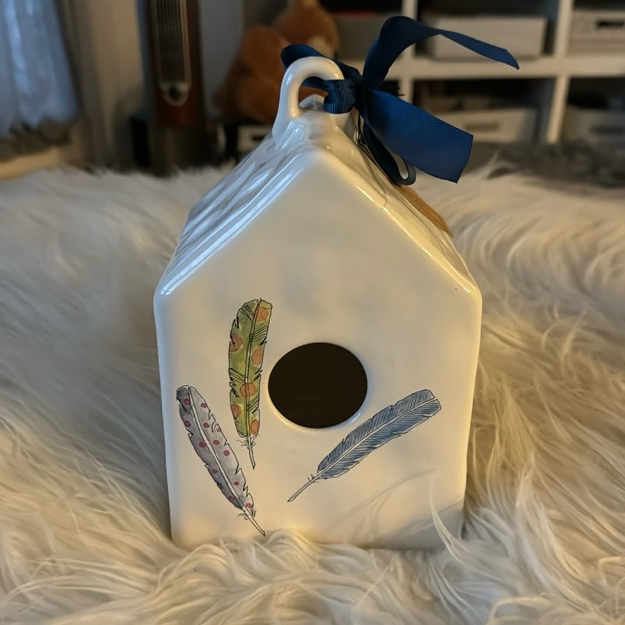 Rae Dunn Feathers Birdhouse VERY HARD TO FIND