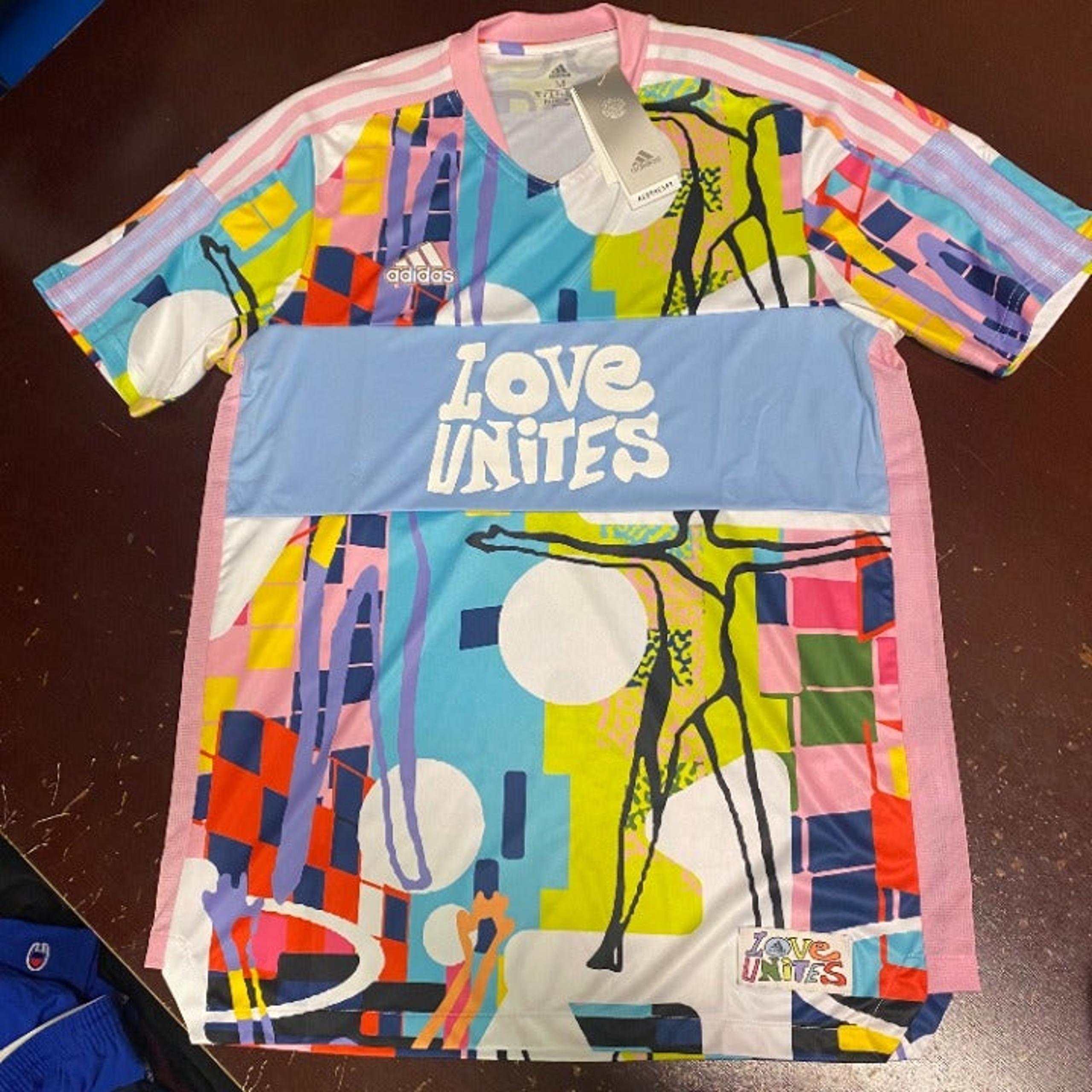 Adidas Mens Multicolor Love Unites Tiro Short Sleeve Pullover Soccer Jersey M L
