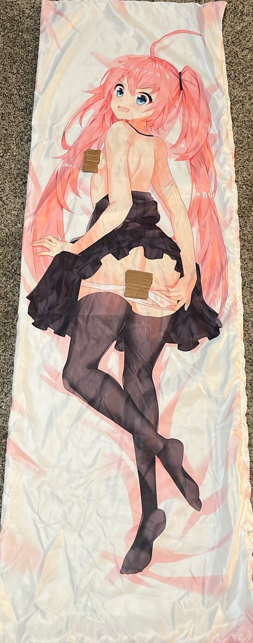 milim body pillow