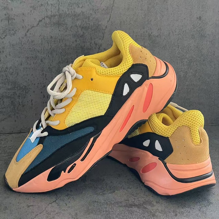 Men's 9.5 Adidas Yeezy Boost 700 Sun GZ6984 Yellow Sneaker Kanye West Donda RARE