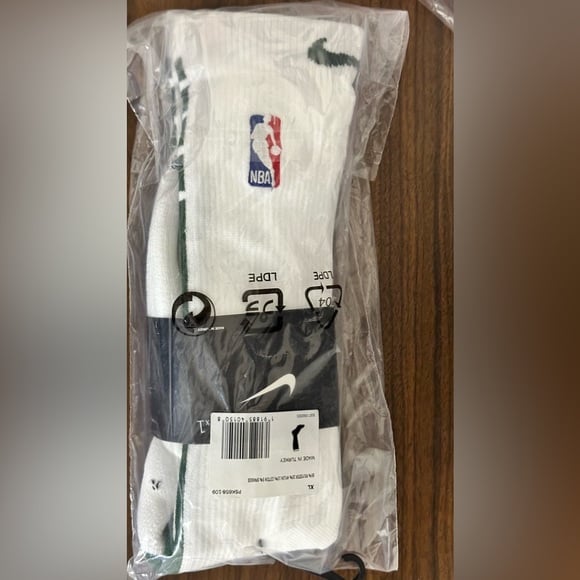 NWT Nike Men`s Elite NBA Grip Power Basketball Socks -PSK658-109
