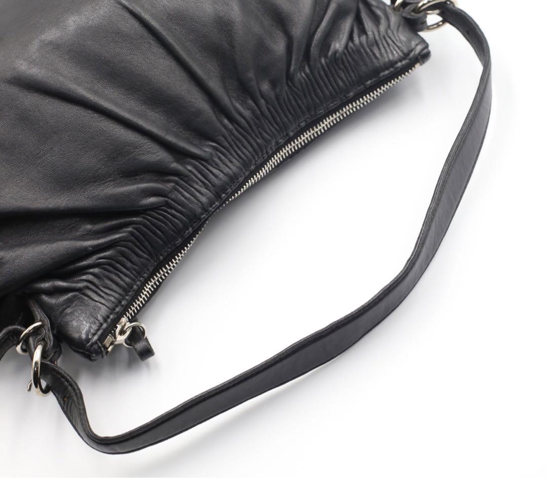 90s archive MIU MIU leather shoulder bag - メルカリ