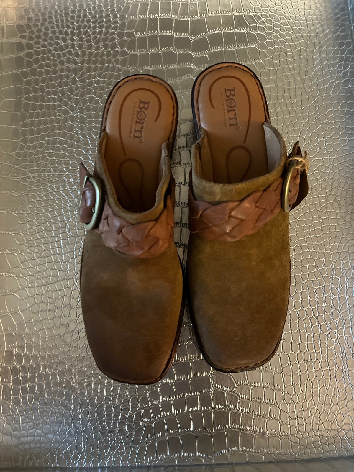 Clogs