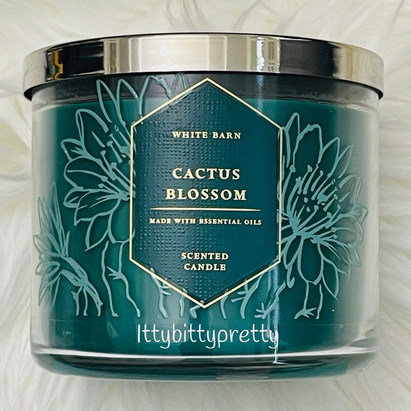 Brand new Bath & Body Works 3 Wick Candle Cactus Blossom