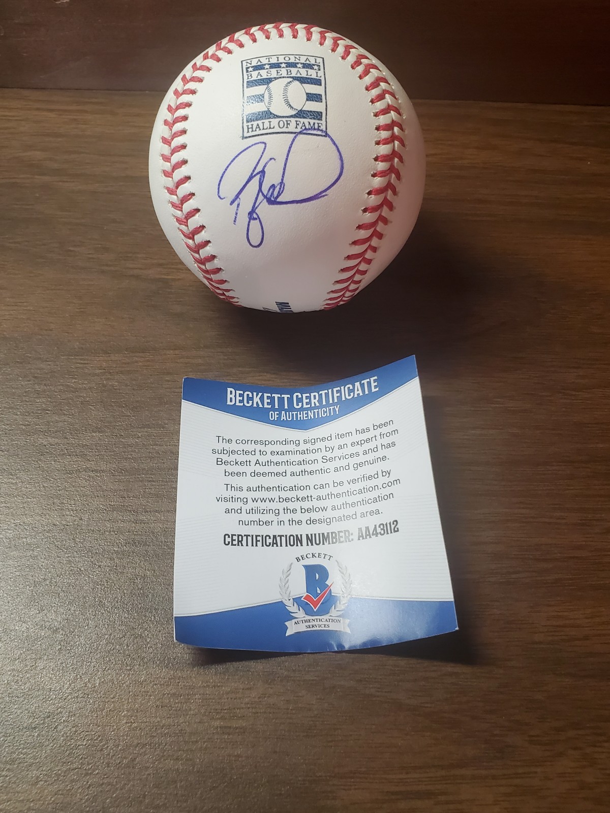 Barry Larkin Signed Baseball Beckett COA