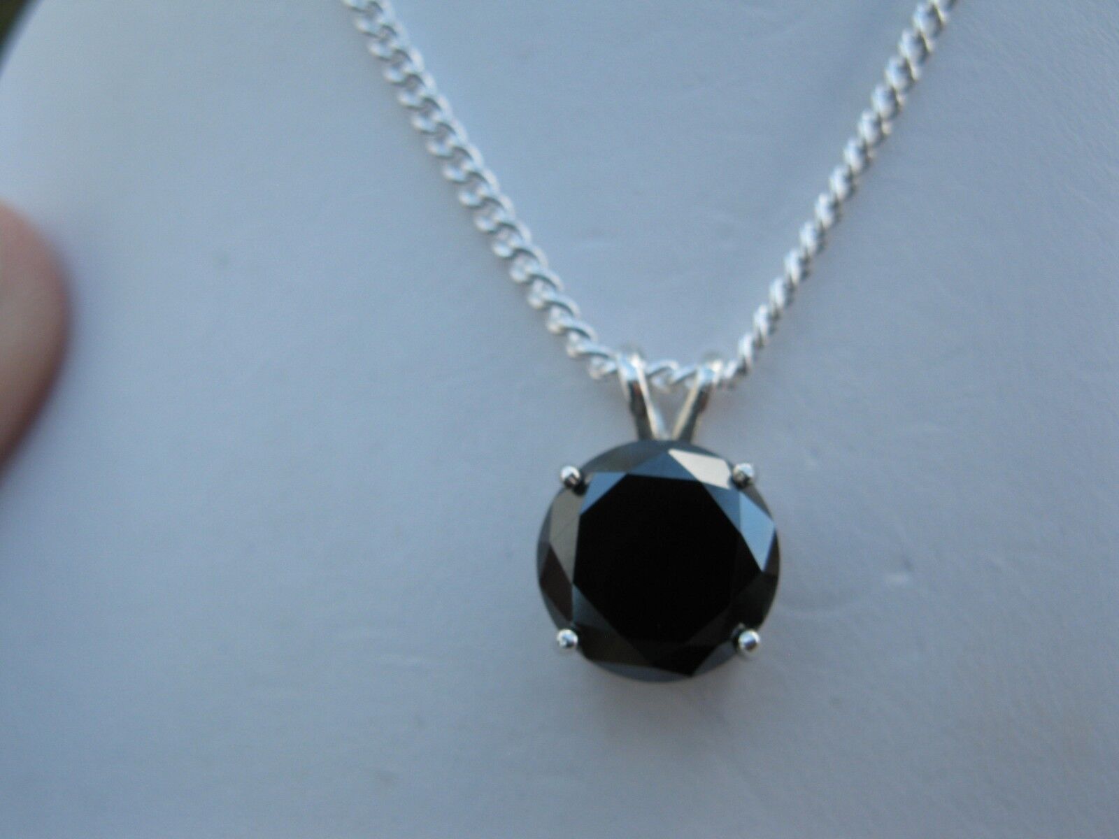 4.34ct 100% NATURAL BLACK DIAMOND NECKLACE,FREE DIAMOND TESTER,CERTIFI CATE..