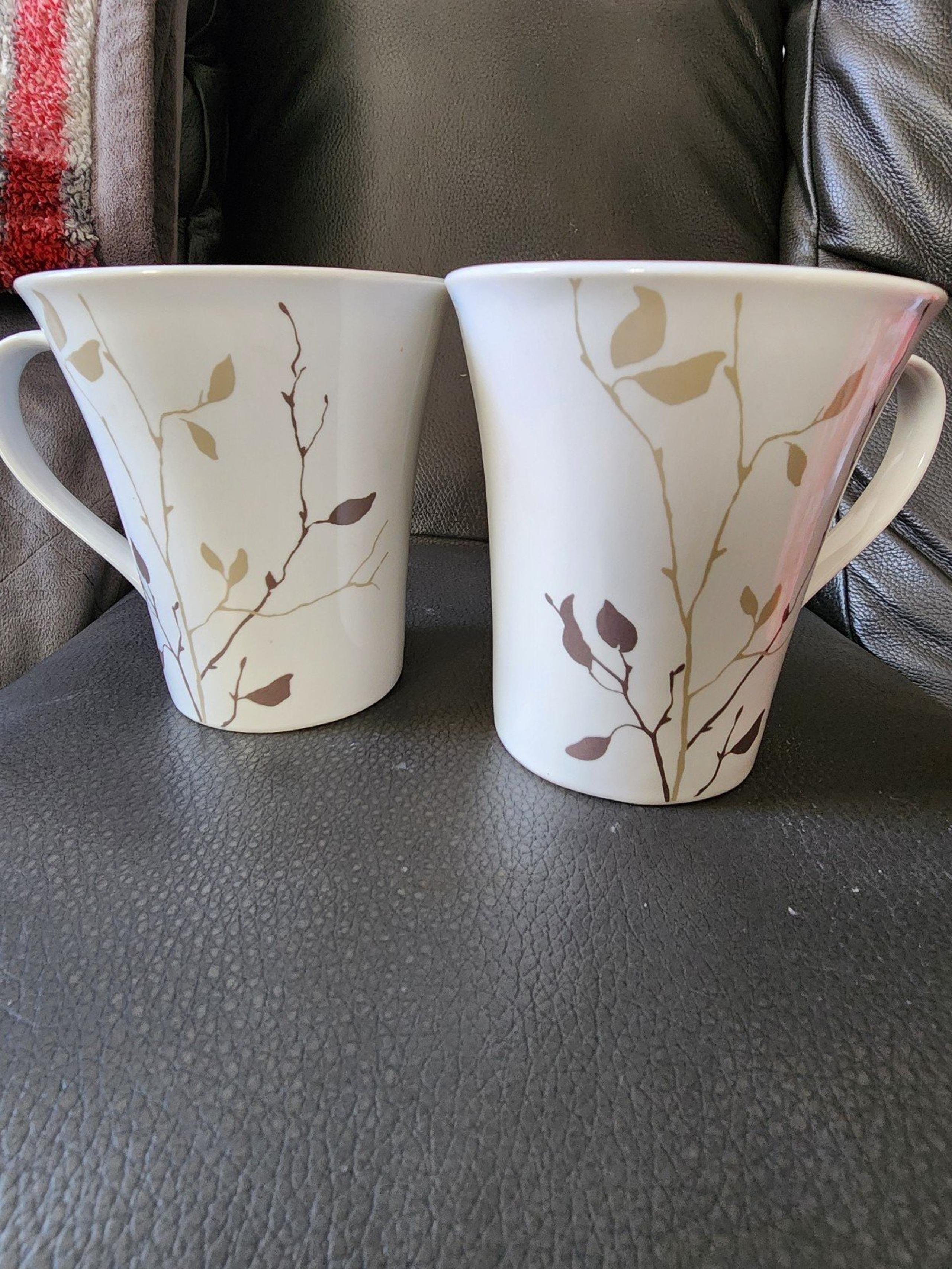 222 Fifth Mugs EXCELLENT CONDITION Rowena 2 Mugs