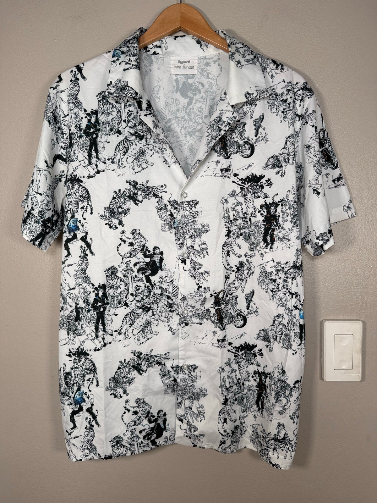 SuperM X Kim Junggi Tiger Inside Art Print Shirt Jung Gi RARE size M