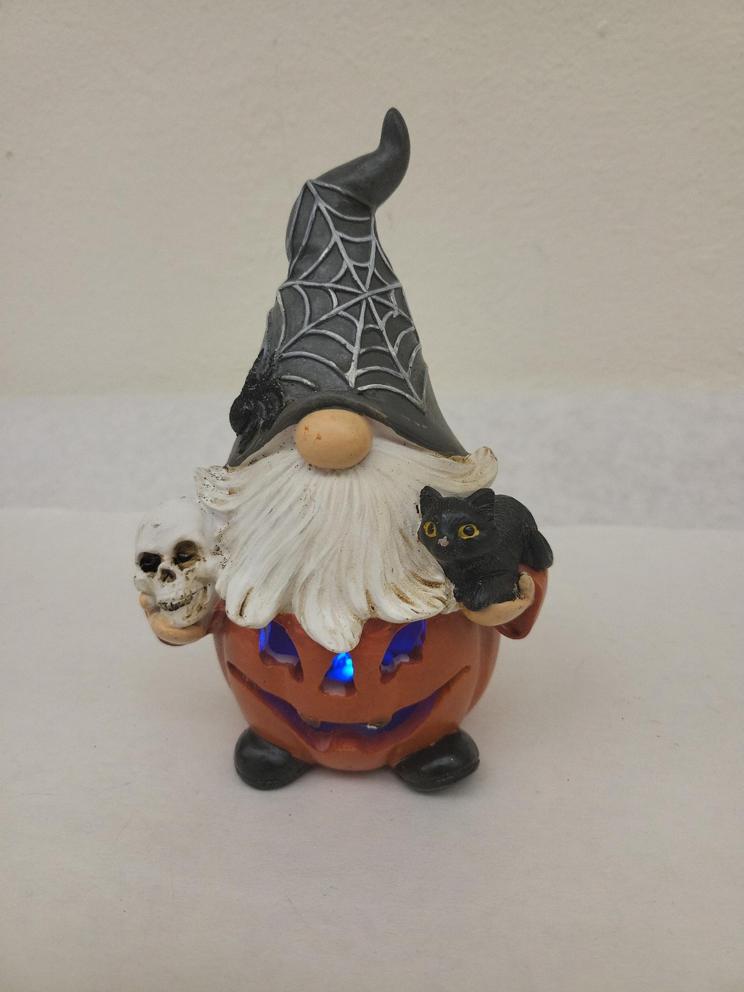 Gnome light-up gnome