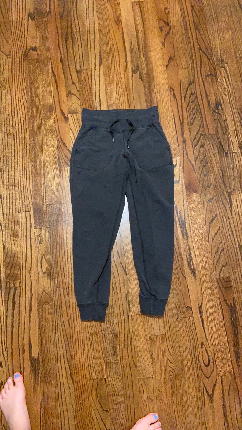 Lululemon Comfy As Sweatpants Grey 4