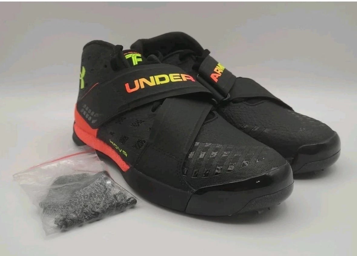 Under Armour HOVR Silencer Javelin track & field spikes shoes 3022517 size 8