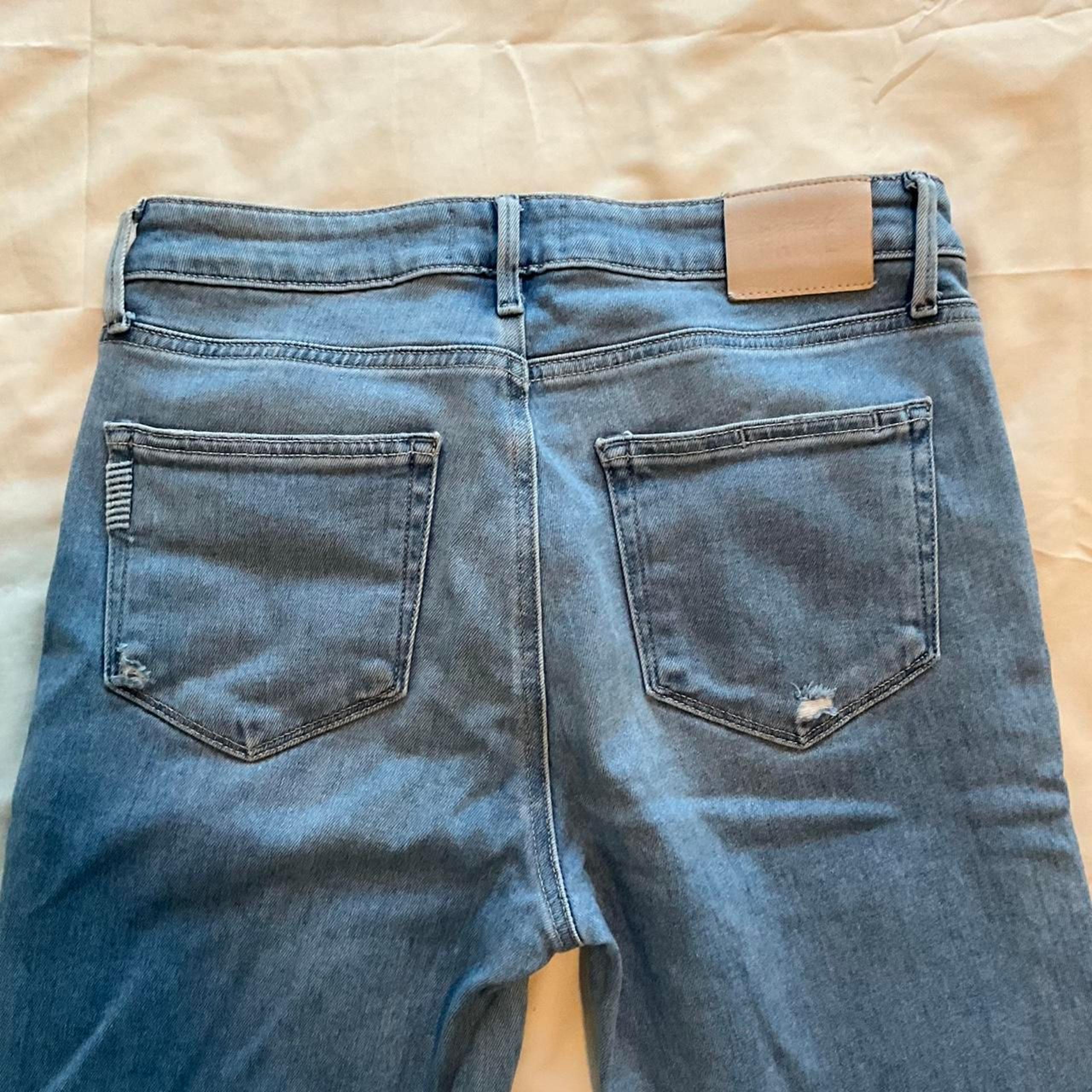 Paige Women's Light Blue Jeans Cropped Kick Flare Frayed Hem