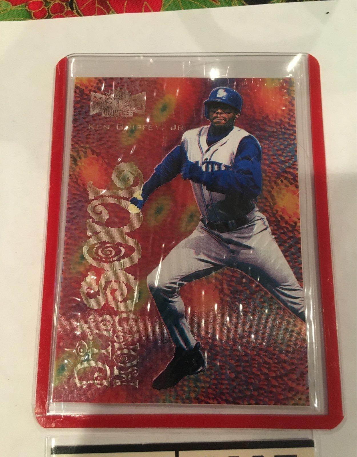 Ken Griffey Junior metal universe diamond soul1999