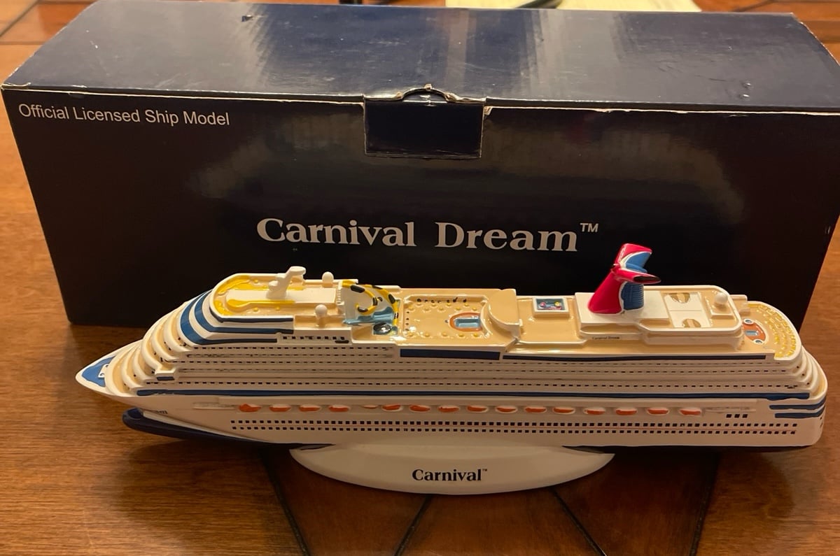 Carnival Dream Cruise Ship