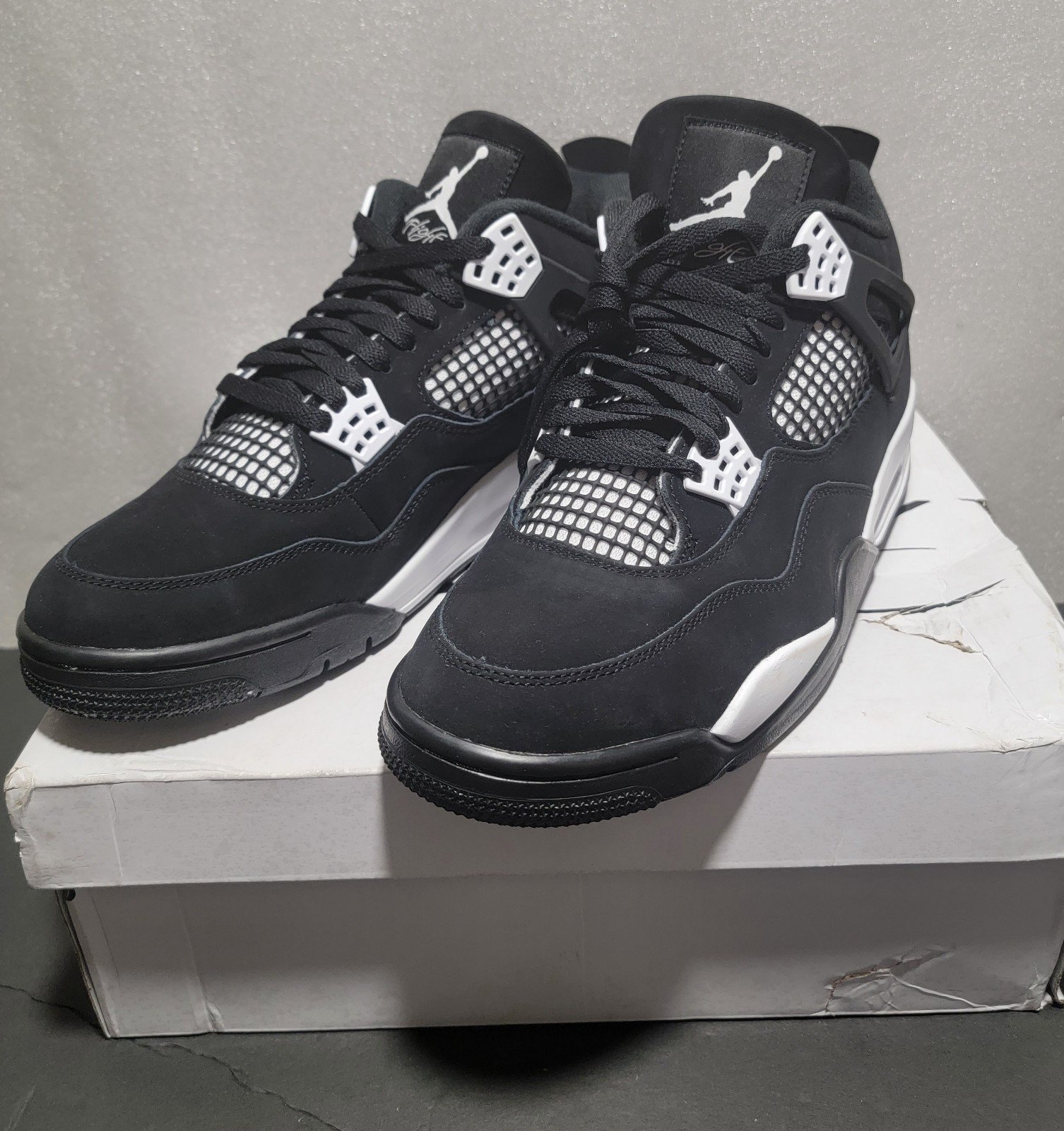Air Jordan 4 retro white black suede