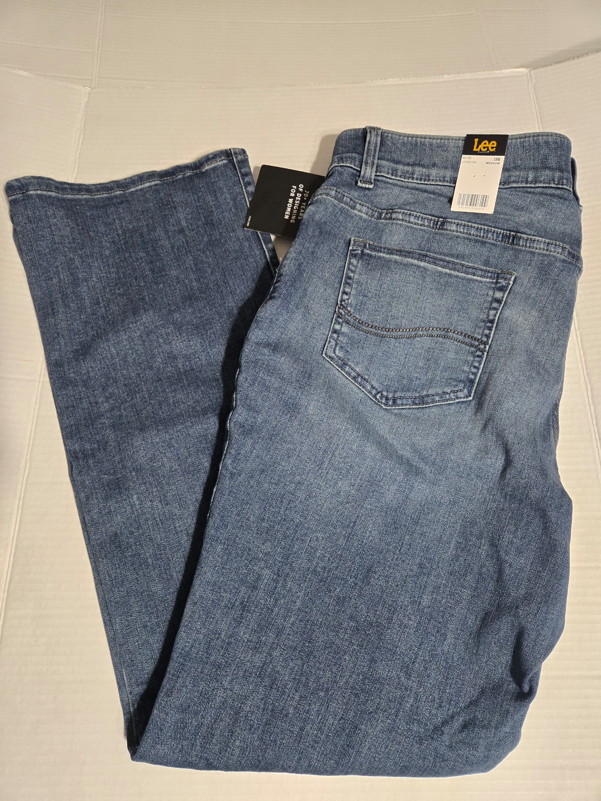 Women Lee Plus Flex Motion Midrise Denim Bootcut Jeans Size 18W Medium
