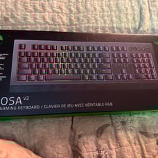 Razer - Cynosa V2 true RBG gaming keyboard