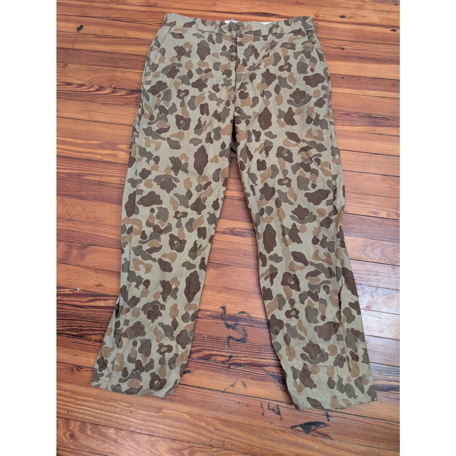 Camo True Vintage Mens Size 36X31 Pants Texas Zipper Unbranded.