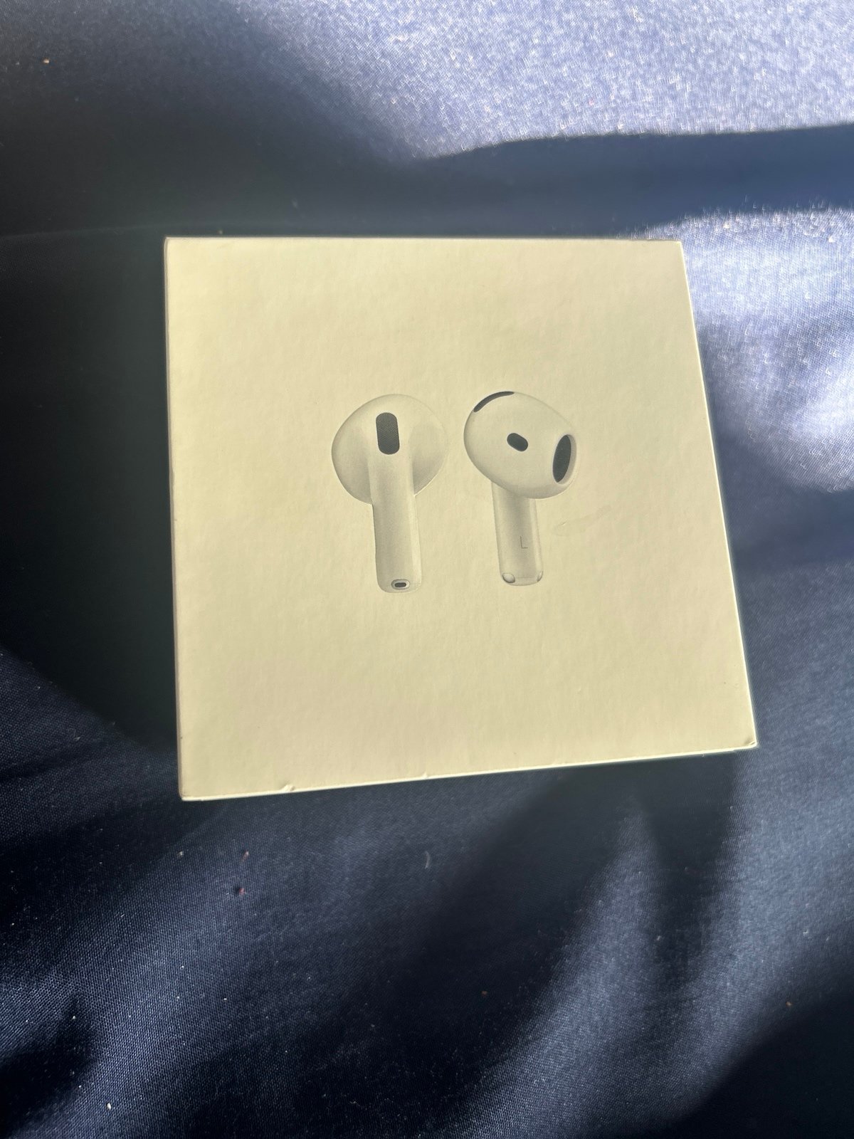 AirPods (just trying to make money)