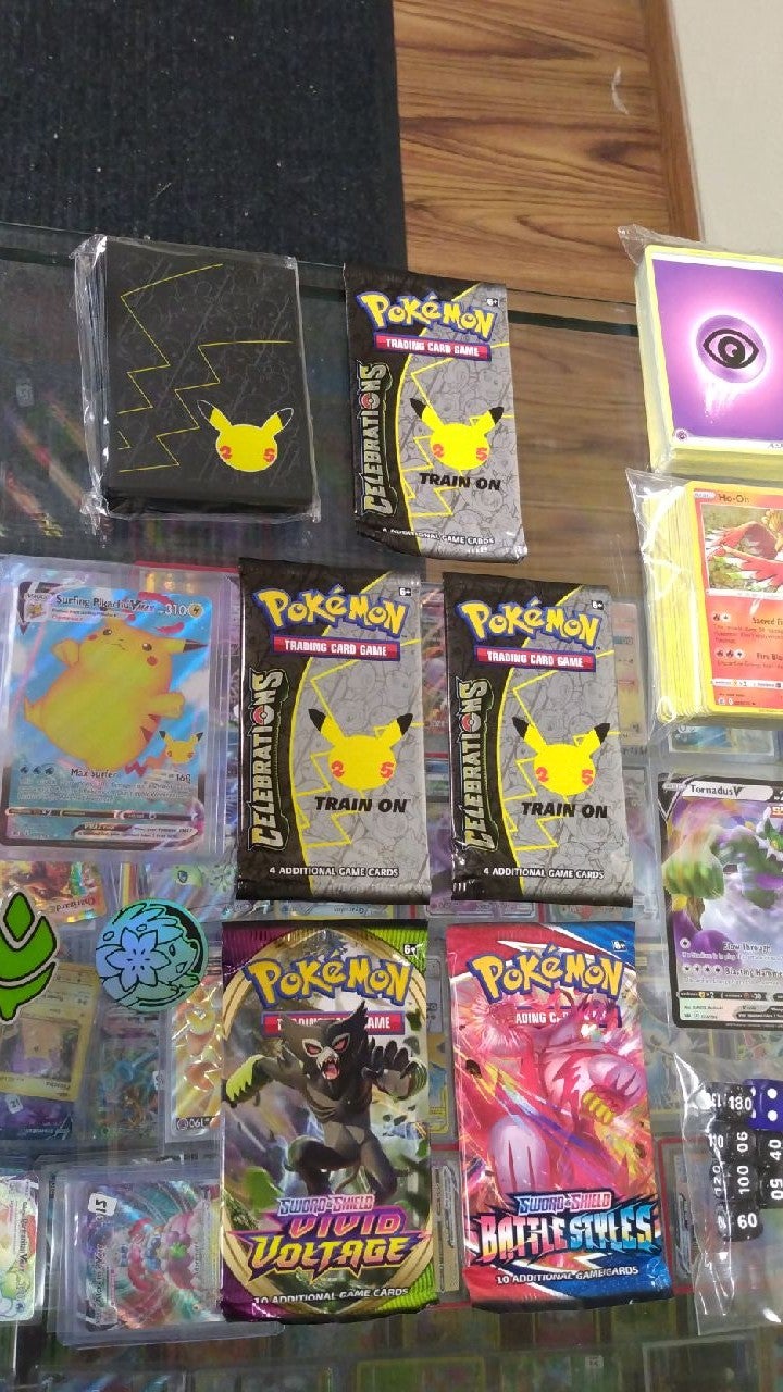 Pokemon Christmas hot box