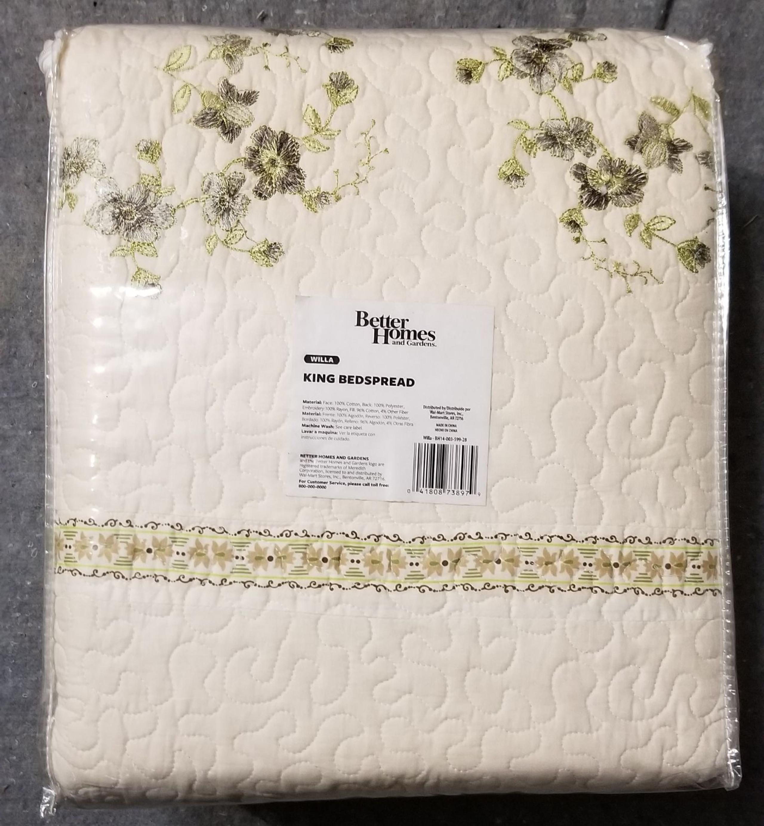 Better Homes and Gardens Willa Bedspread
