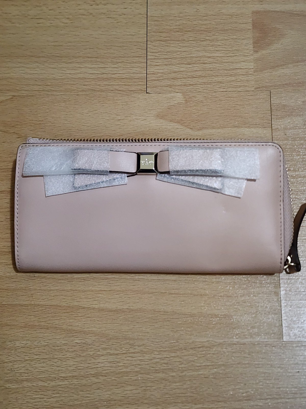 NEW Kate spade park Nisha wallet