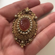 Vintage Gold tone Ornate Roman Soldier Carnelian Cameo Brooch Pearl Crystal
