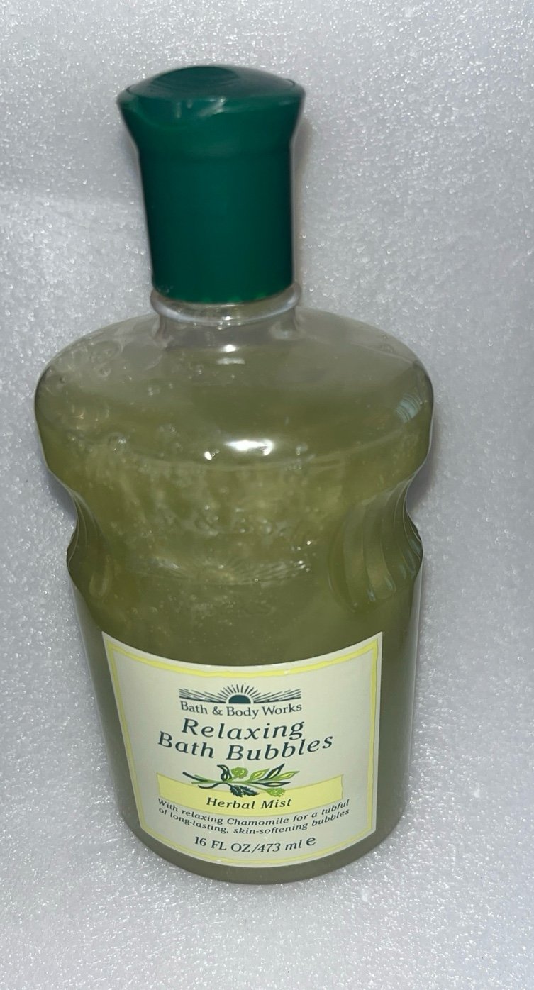 Rare Vintage Bath & Body Works Herbal Mist Relaxing Bath Bubbles 16oz