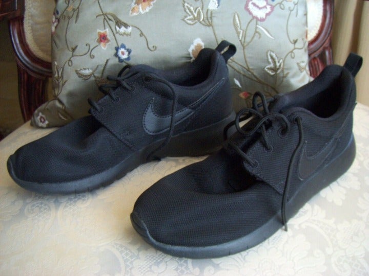Nike Roshe One Gs Shoes Size 5 Y 599728