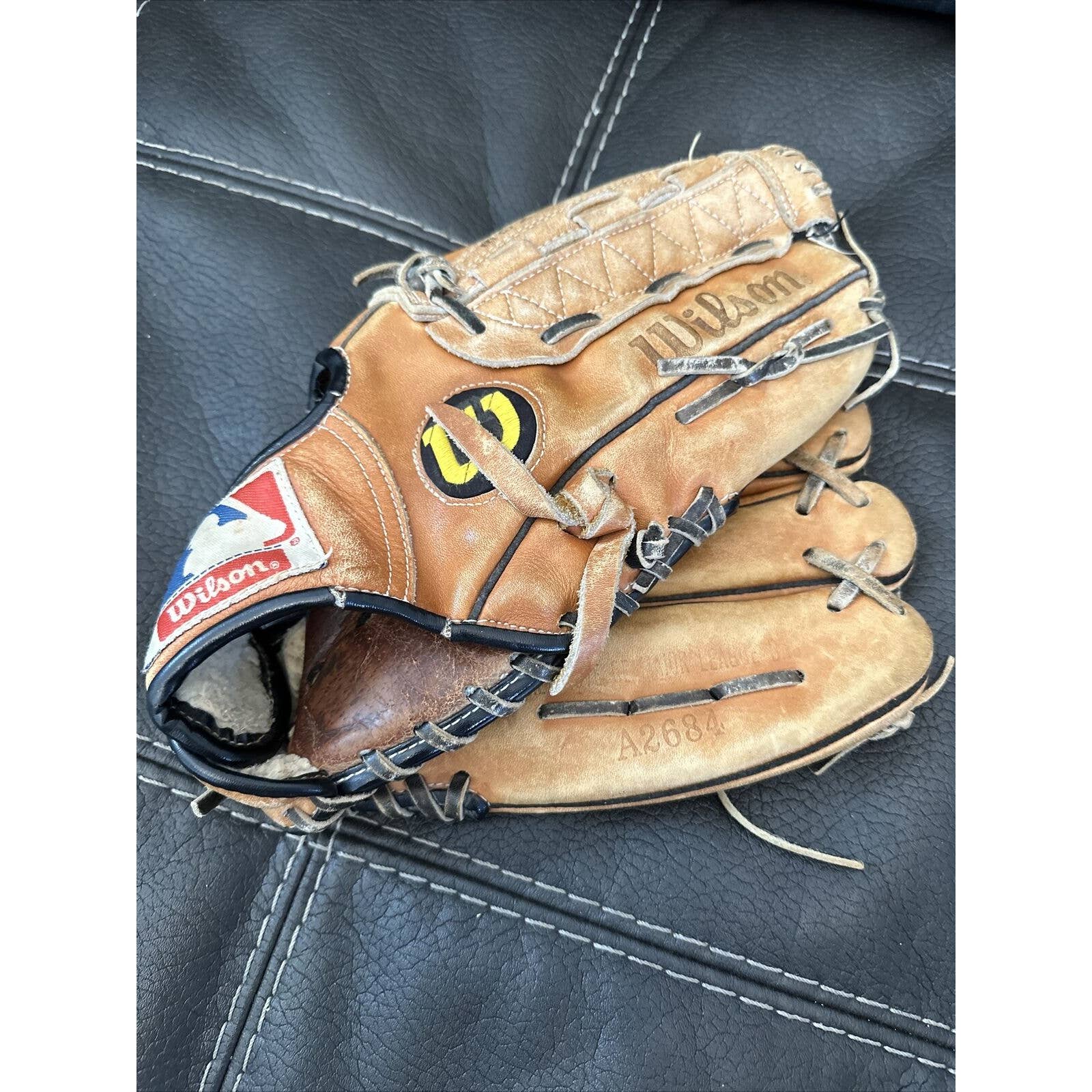 Wilson A2684, Baseball Glove Official Major League Dual Hinge,Power Snap Left
