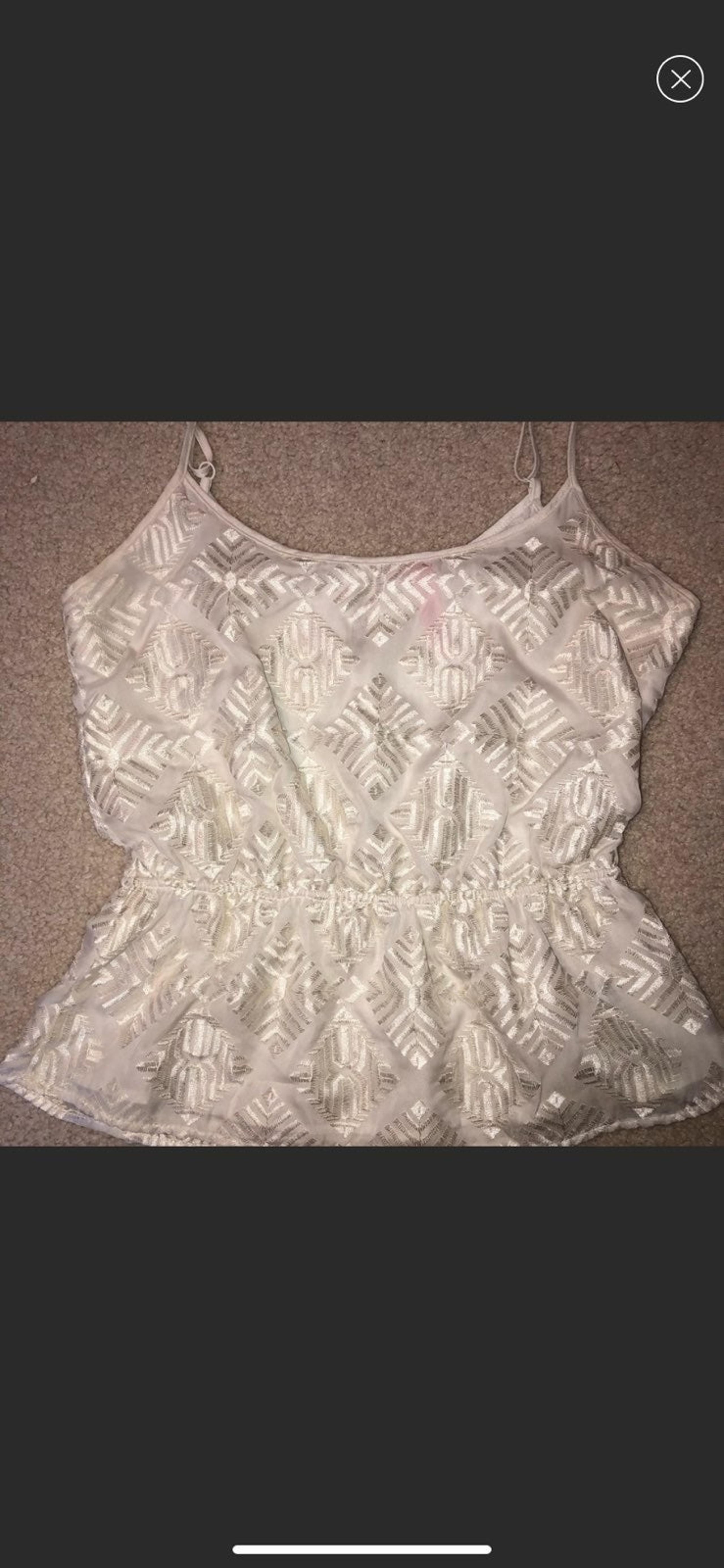 Off white/cream patterned dressy tank