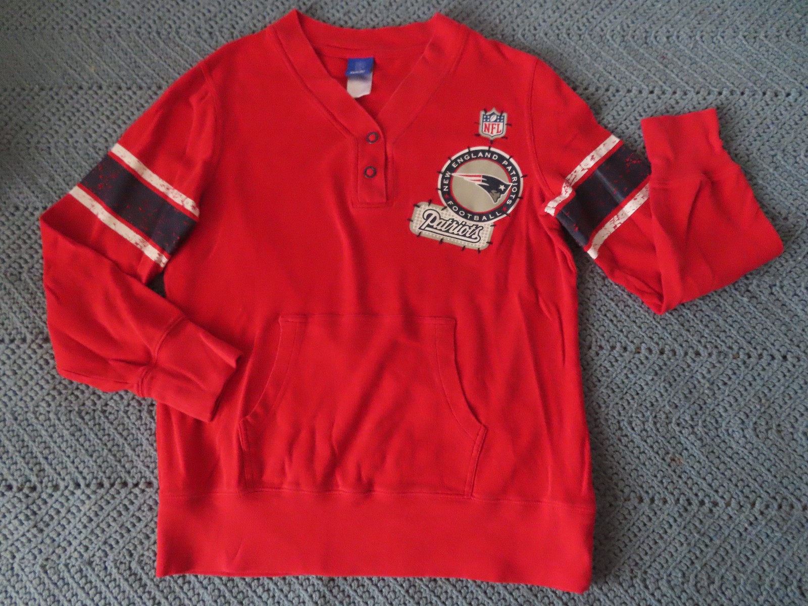 vintage reebok henley kangaroo pocket new england patriots L